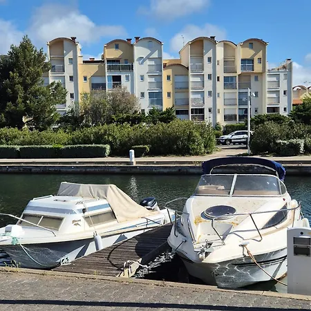 In Port Gruissan