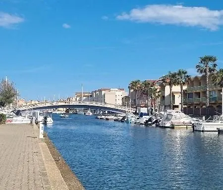 Apartment In Port *